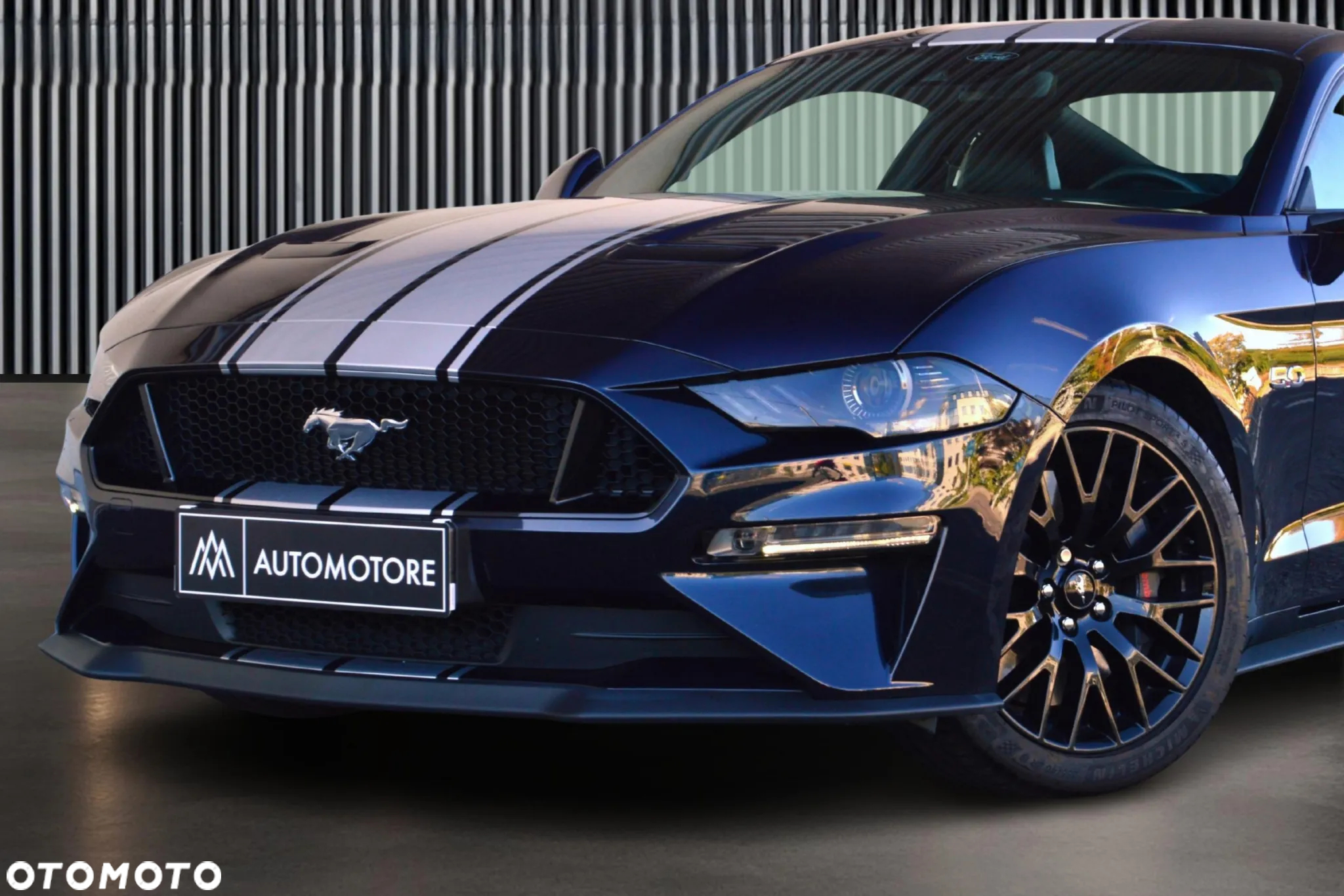 Ford Mustang 5.0 V8 GT - 2
