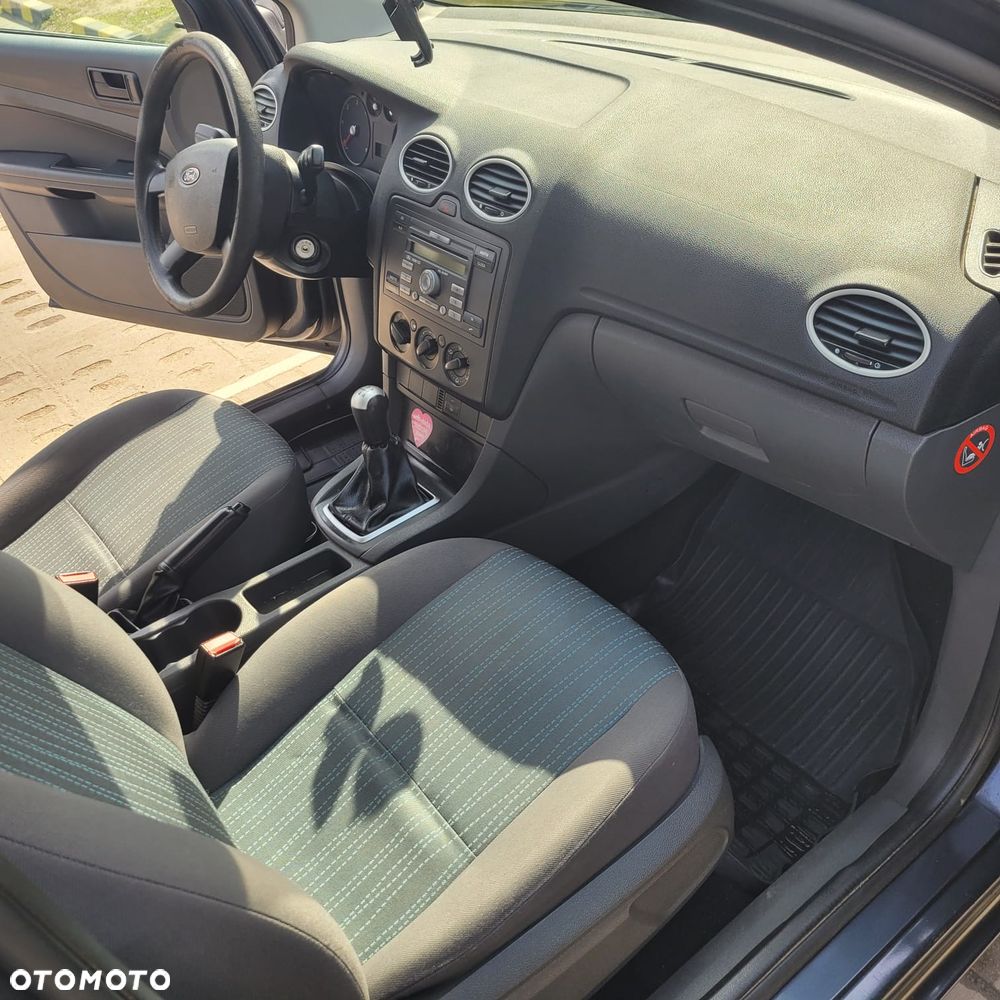 Ford Focus 1.8 TDCi Ambiente - 13