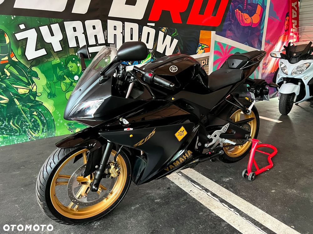 Yamaha YZF - 15