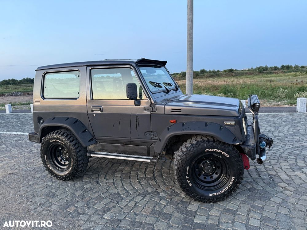 Suzuki Samurai - 2