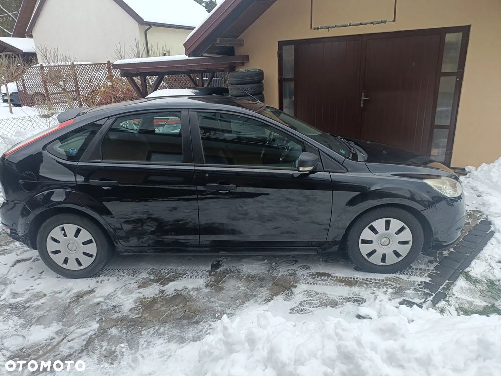 Ford Focus 1.6 Ambiente - 3