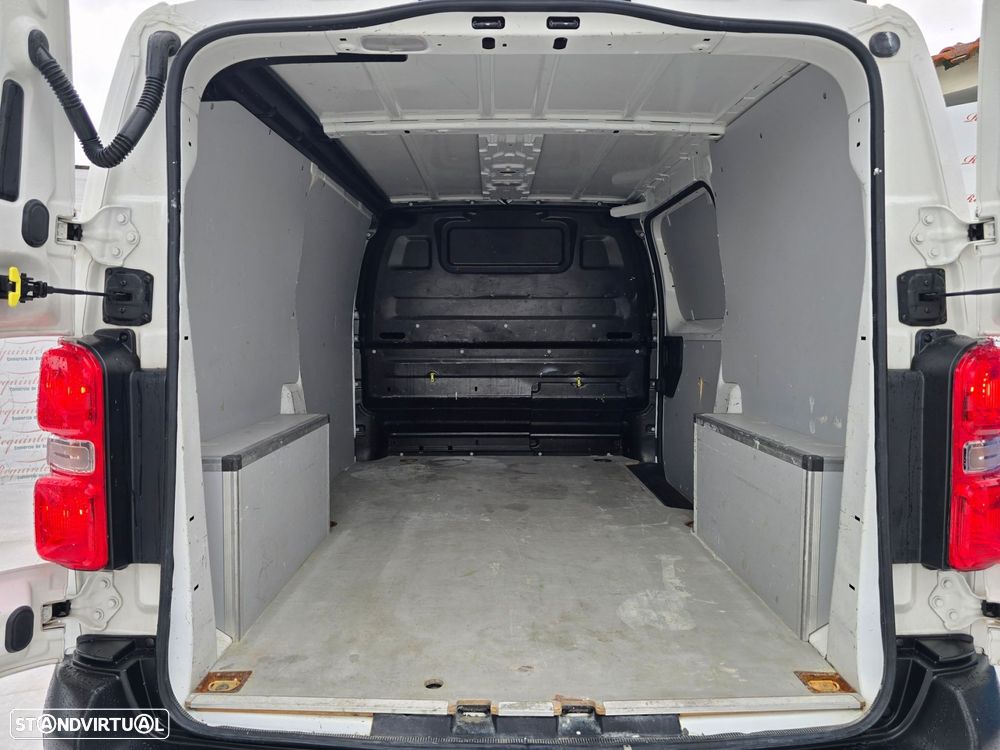 Peugeot Expert 2.0 BlueHDi L2H1 Premium Standard - 14