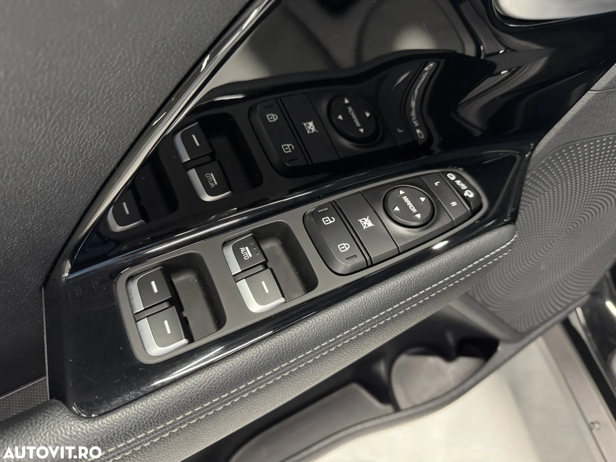 Kia Niro 1.6 GDI PHEV 2WD Aut. Spirit - 6