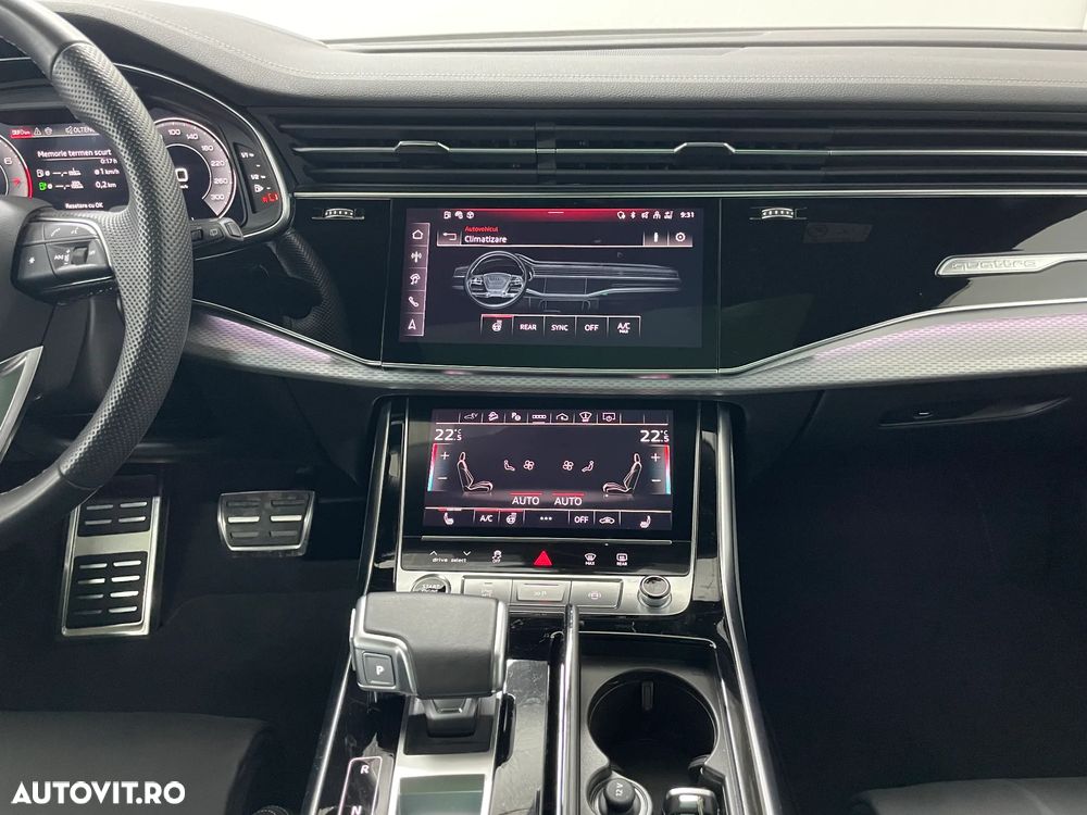 Audi Q8 SUV TFSI e quattro 290 kW tiptronic - 29