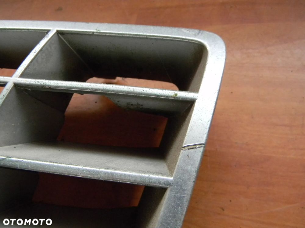 atrapa OPEL SENATOR B - 3