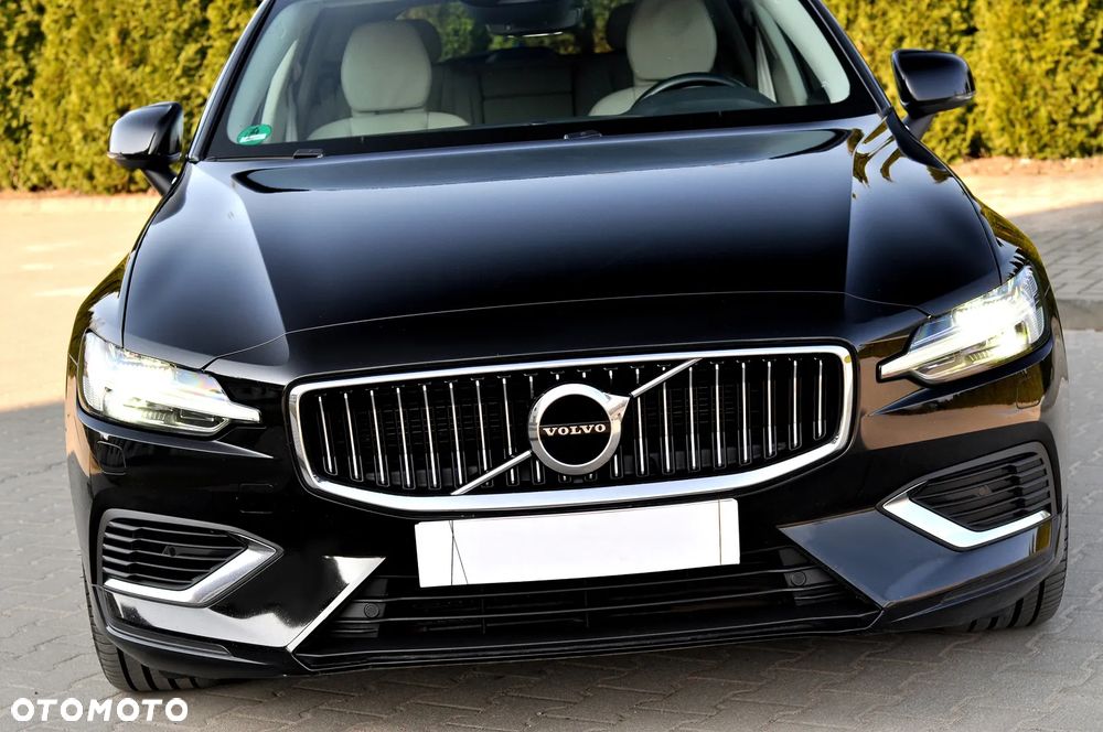 Volvo V60 T6 AWD Recharge Geartronic Inscription - 2