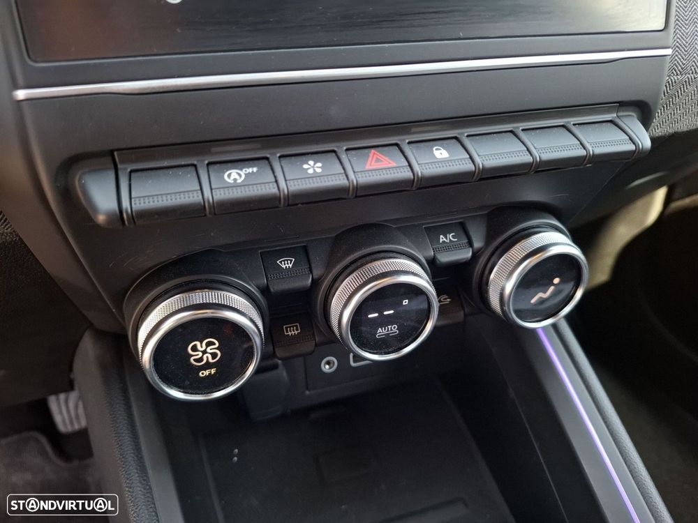 Renault Clio 1.0 TCe Techno - 19