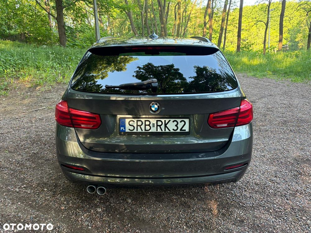 BMW Seria 3 320d - 4