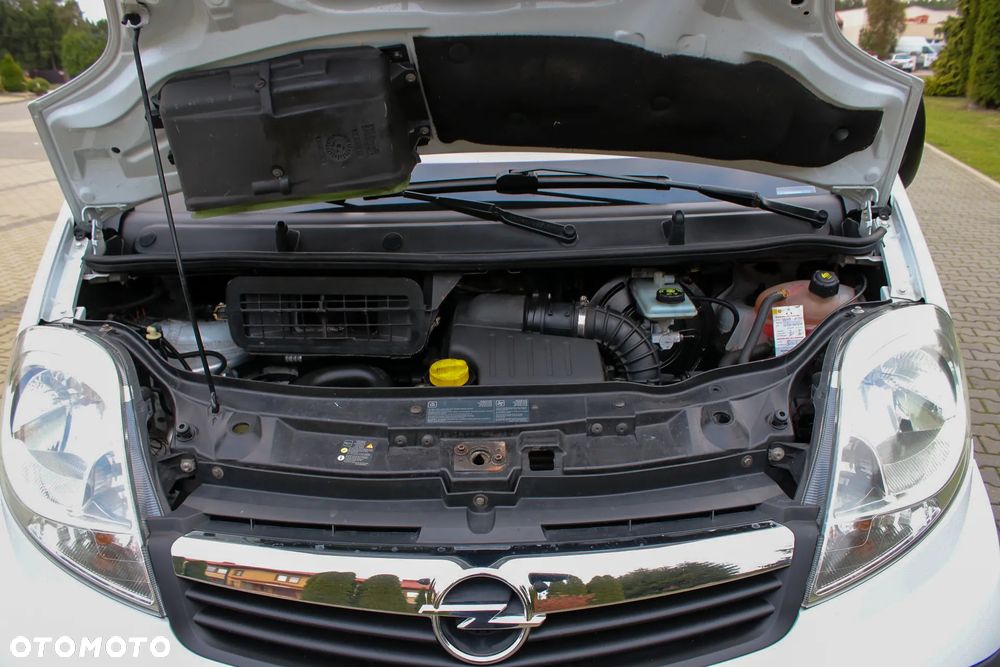 Opel Vivaro - 37