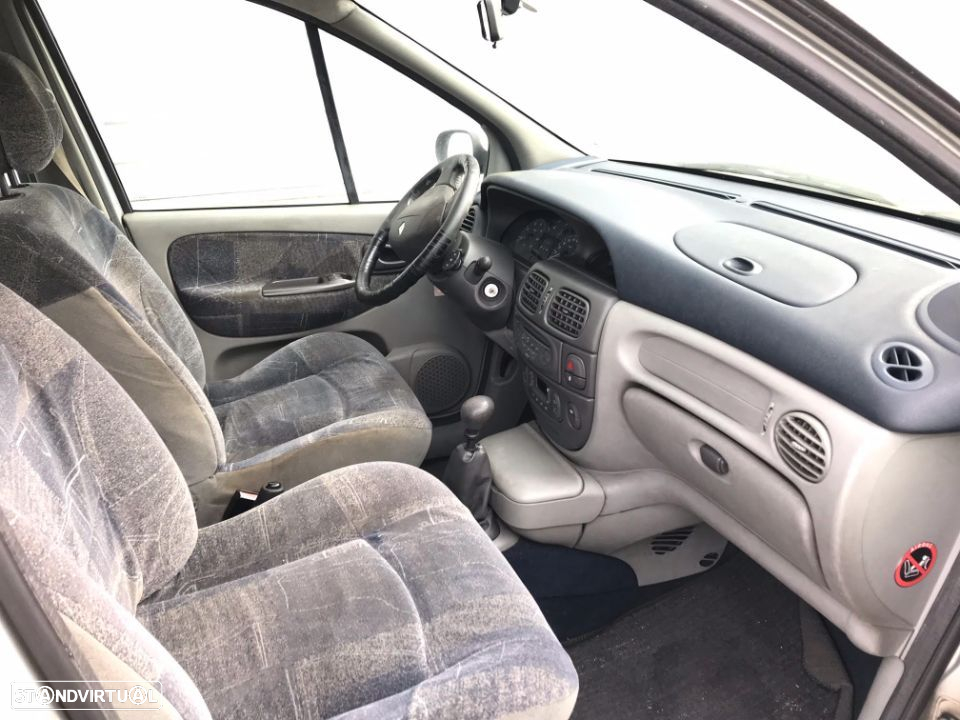 Renault Scenic I 1.4 16V 2000  - Para Peças - 9