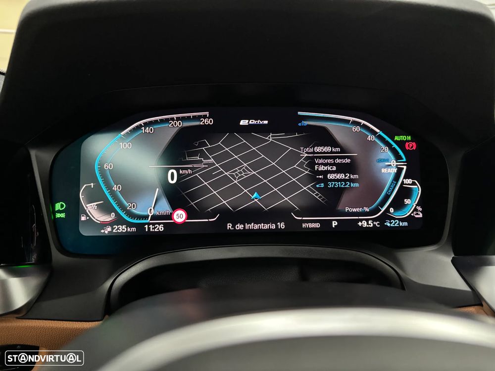 BMW 330 e Pack Desportivo M Auto - 14