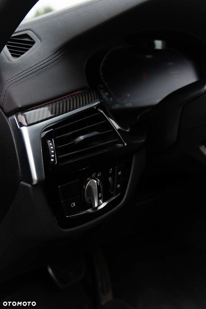 BMW M5 Standard - 18