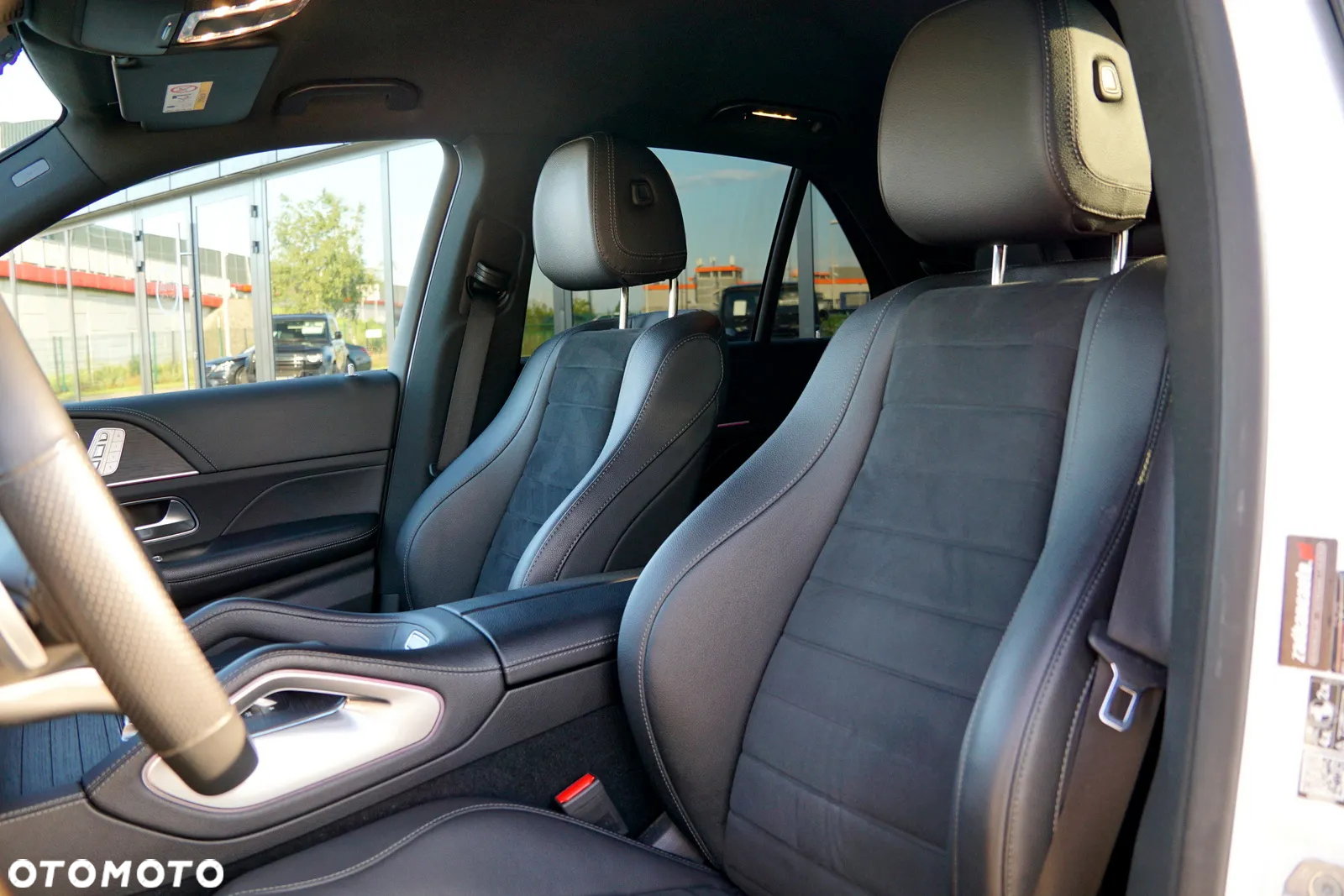 Mercedes-Benz GLE 300 d 4-Matic - 4