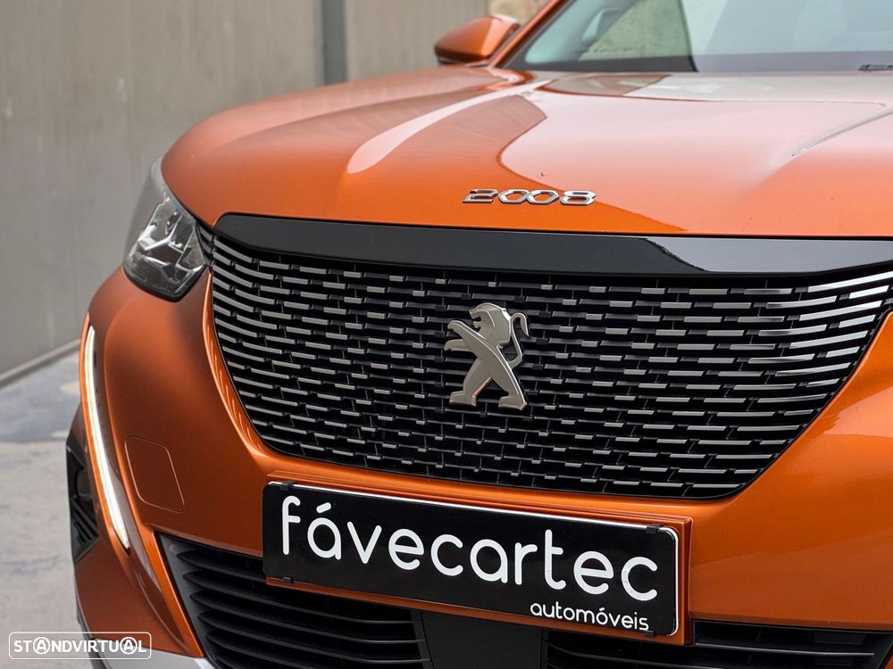 Peugeot 2008 1.2 PureTech Allure - 14