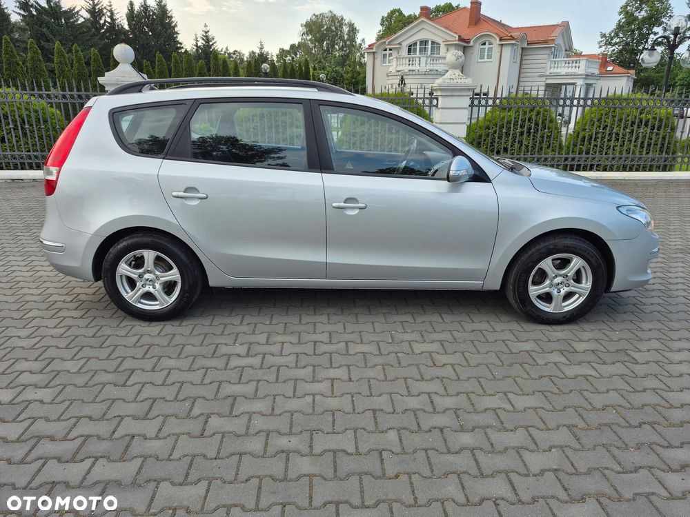 Hyundai i30 1.6 Style - 6