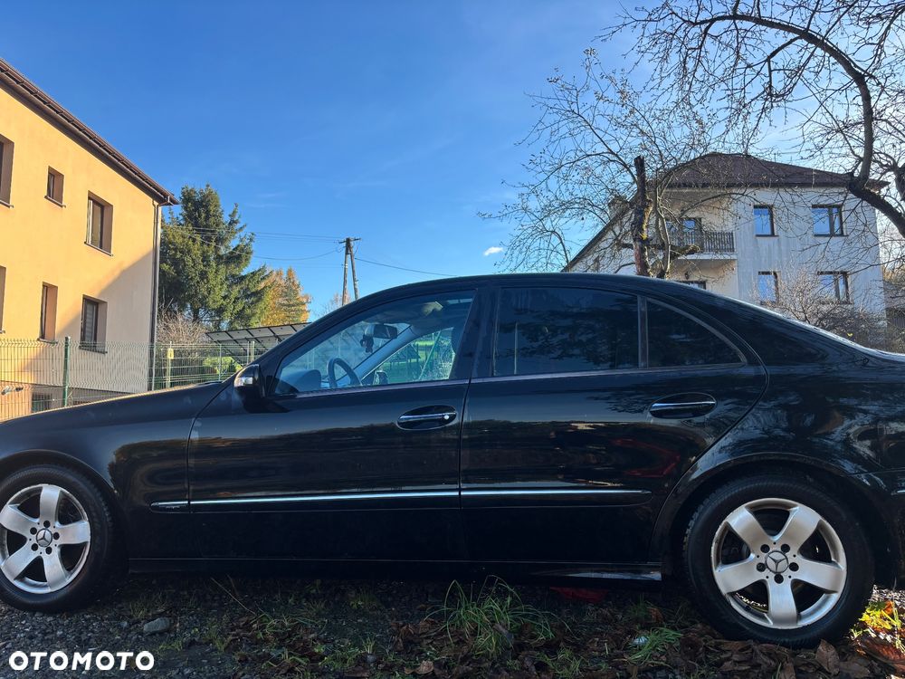 Mercedes-Benz Klasa E 320 CDI 4-Matic Avantgarde - 17