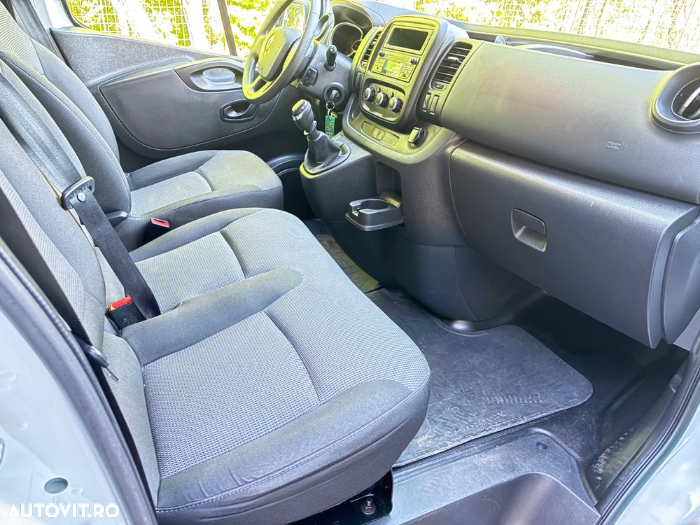 Renault Trafic 2.0 Blue dCi 120 Combi L2H1 8+1 locuri Authentique - 14