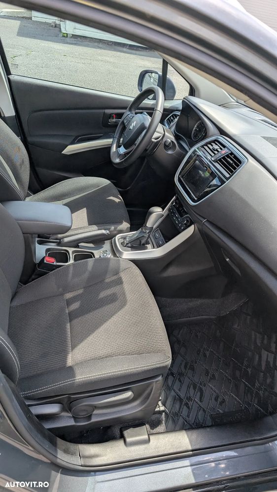 Suzuki SX4 - 11
