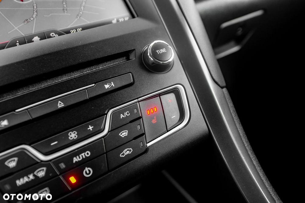 Ford Mondeo 2.0 TDCi Titanium PowerShift - 35