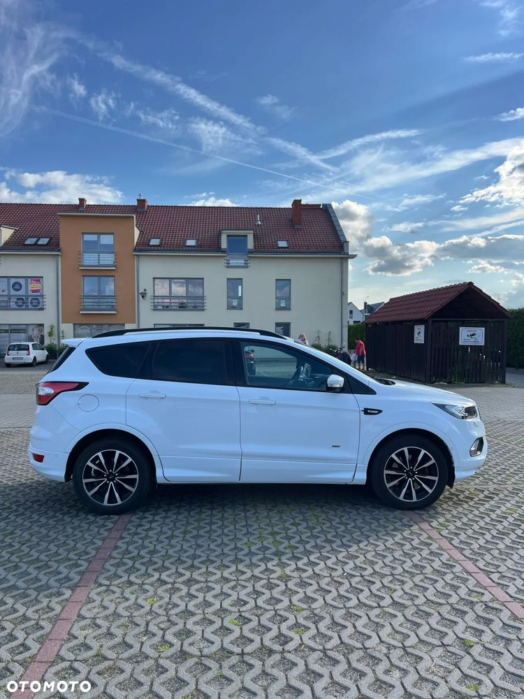 Ford Kuga 1.5 EcoBoost 4x4 ST-Line - 10