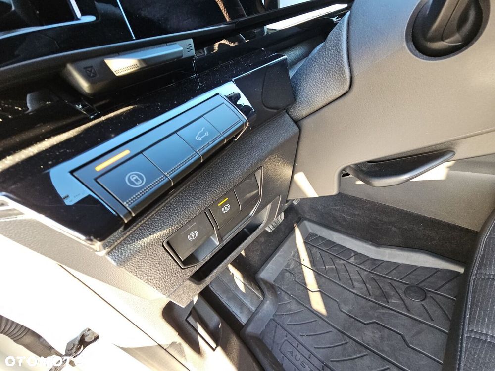 Renault Austral E-Tech Full 200 Iconic - 19