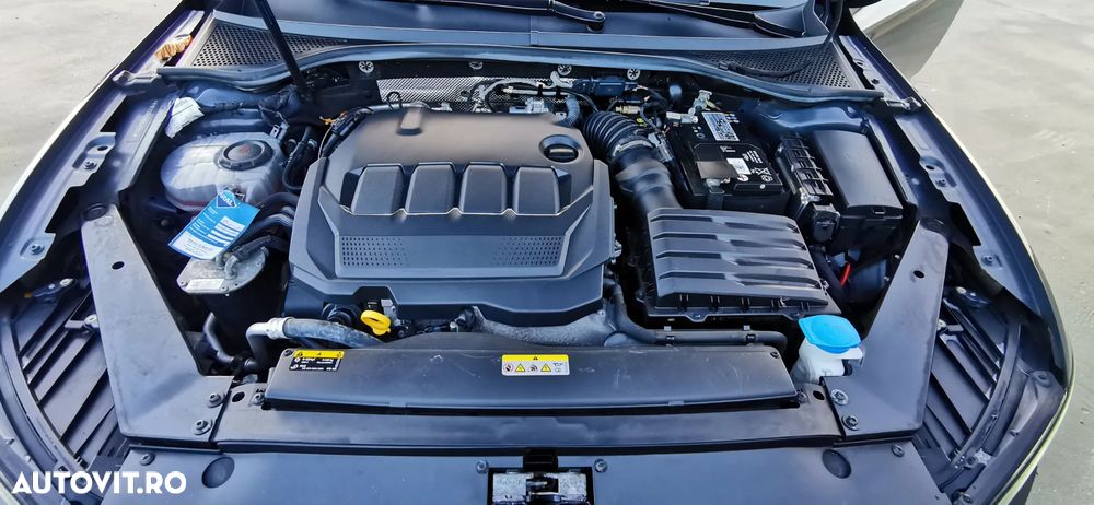 Volkswagen Passat Variant 2.0 TDI SCR DSG Business - 18
