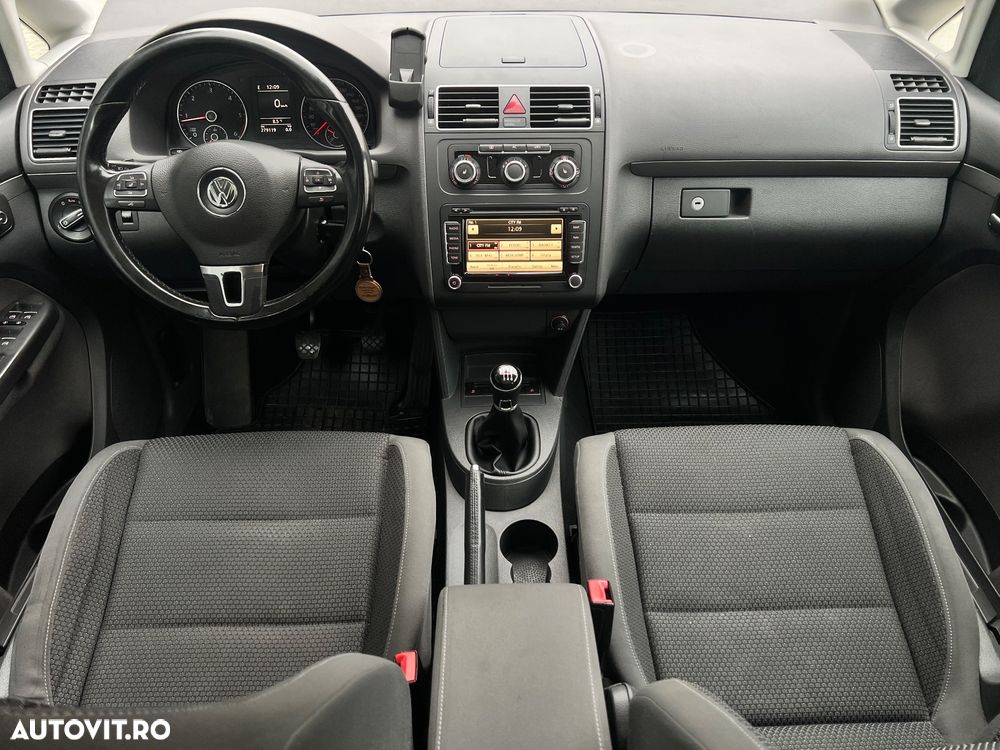 Volkswagen Touran 2.0 TDI Comfortline - 16