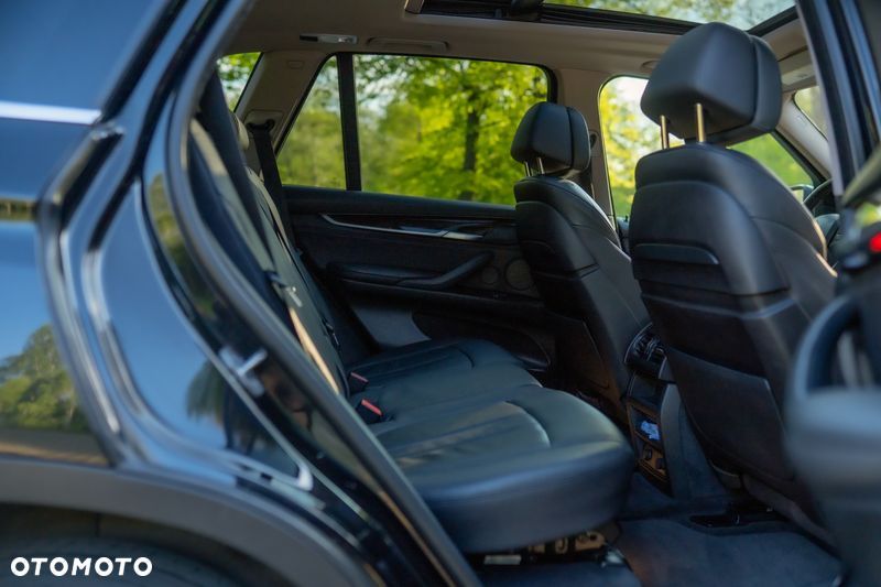 BMW X5 3.5i xDrive - 19