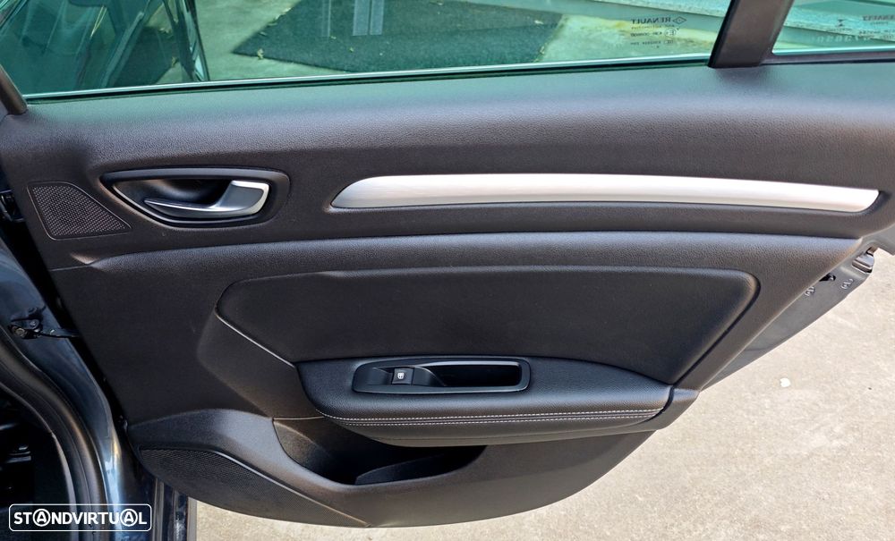 Renault Mégane Sport Tourer 1.5 Blue dCi Intens - 20