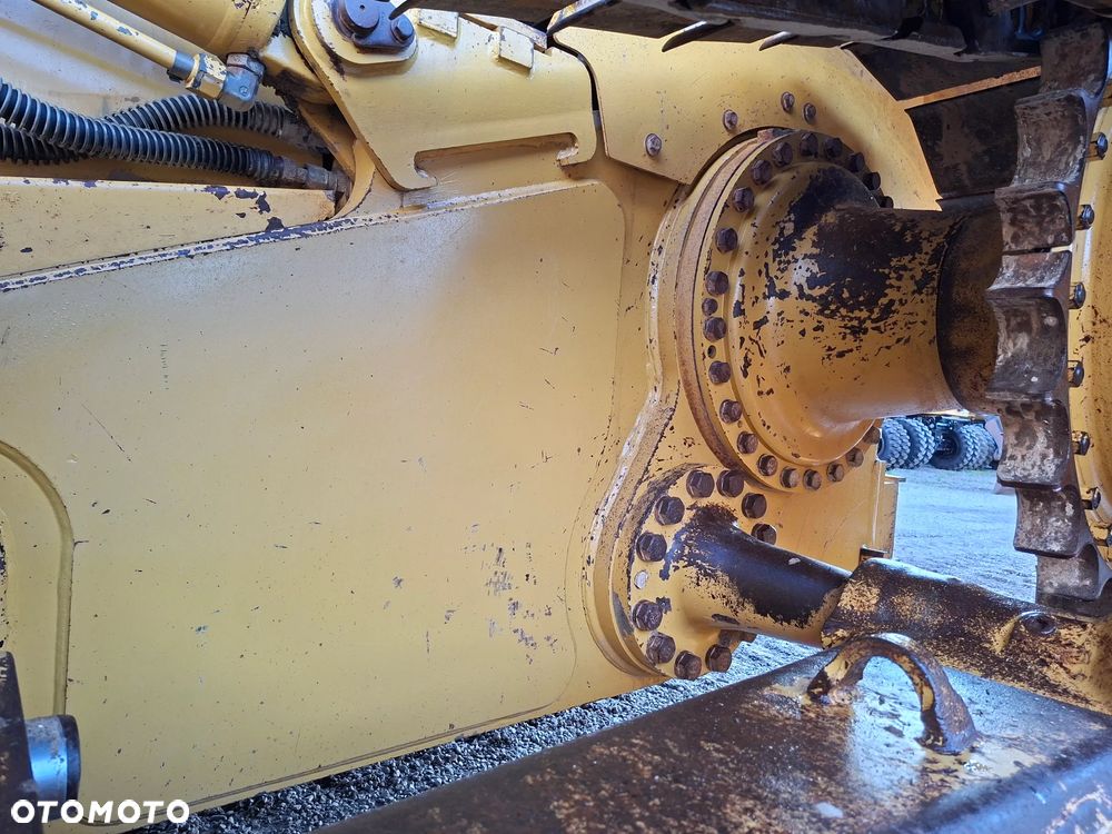 Caterpillar CAT D6N LGP - 22