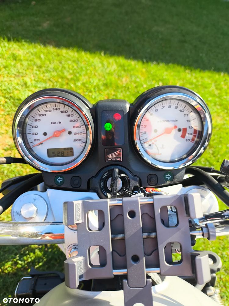 Honda Hornet - 10