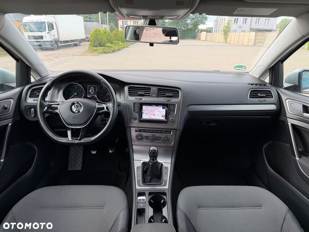 Volkswagen Golf 1.6 TDI DPF Highline - 7