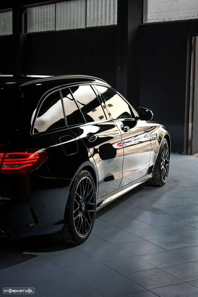 Mercedes-Benz C 63 AMG S - 22