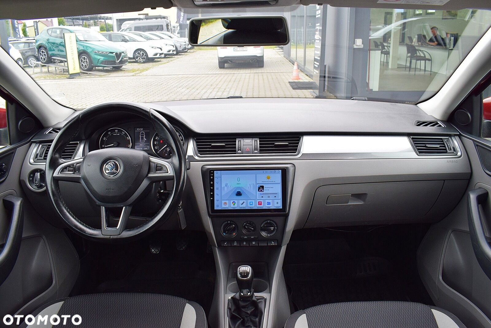 Skoda RAPID - 18