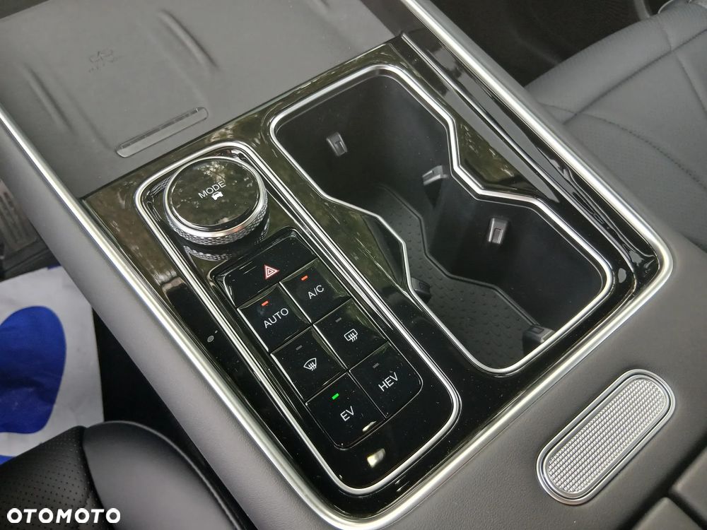 Chery Tiggo 9 - 13