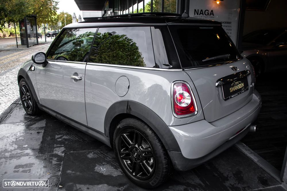 MINI 3 Portas Cooper D - 3