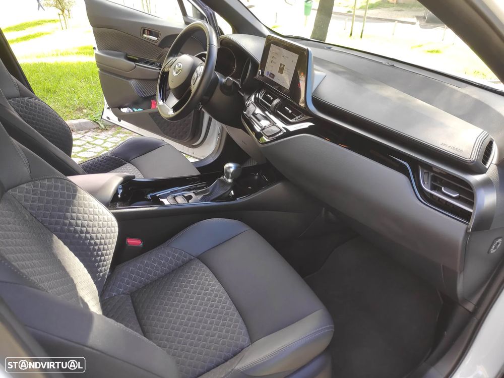 Toyota C-HR 1.8 Hybrid Square Collection - 10