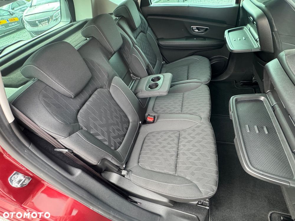 Renault Scenic - 26
