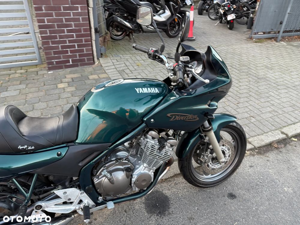 Yamaha XJ - 4