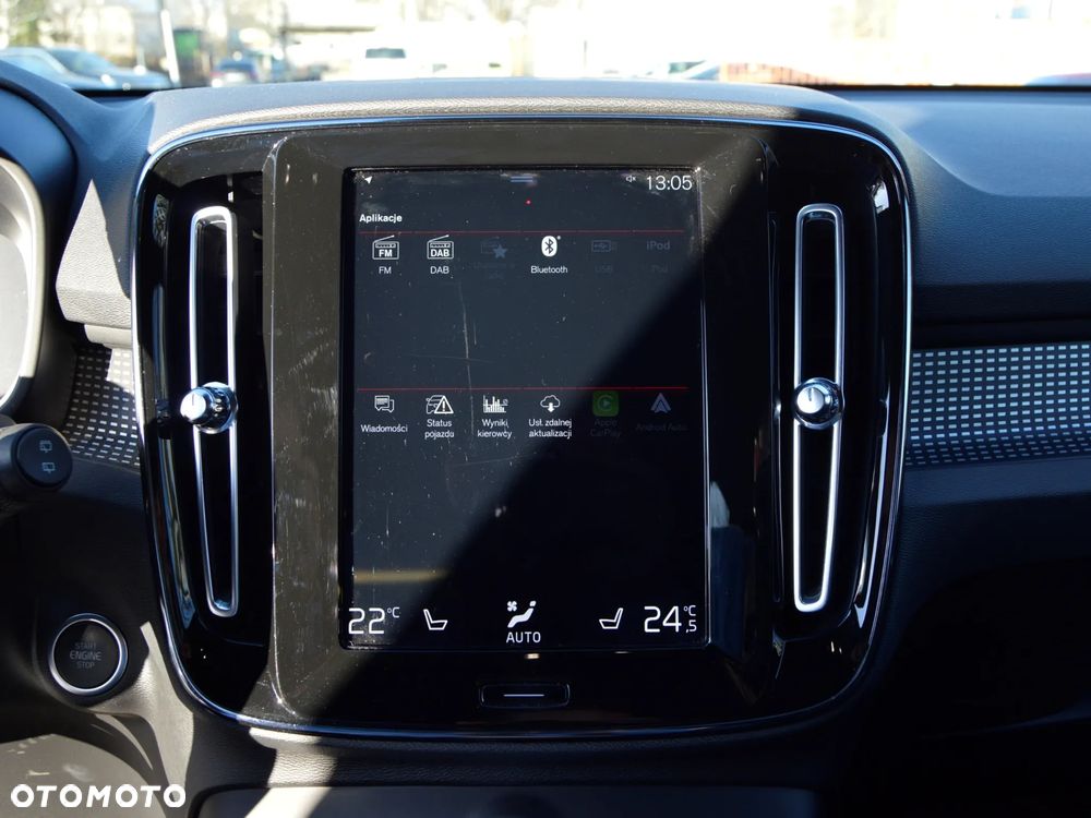 Volvo XC 40 B4 Plus Dark - 11