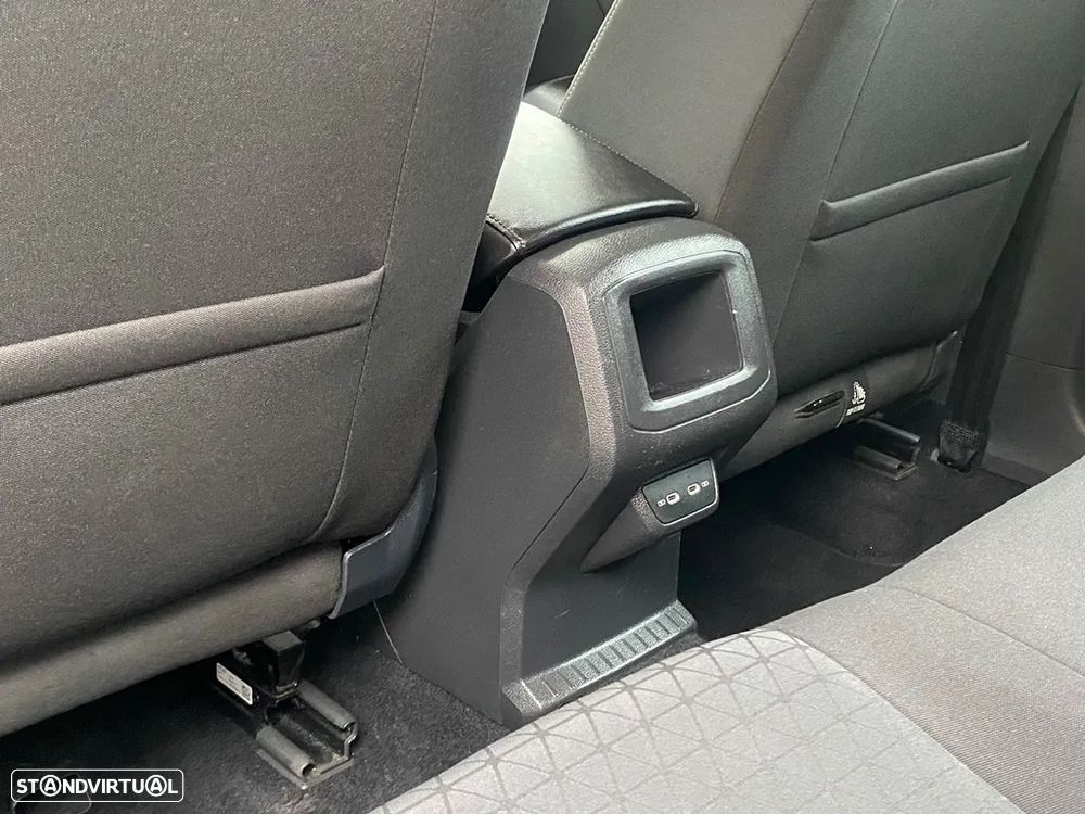 VW T-Cross 1.0 TSI BlackStyle DSG - 13