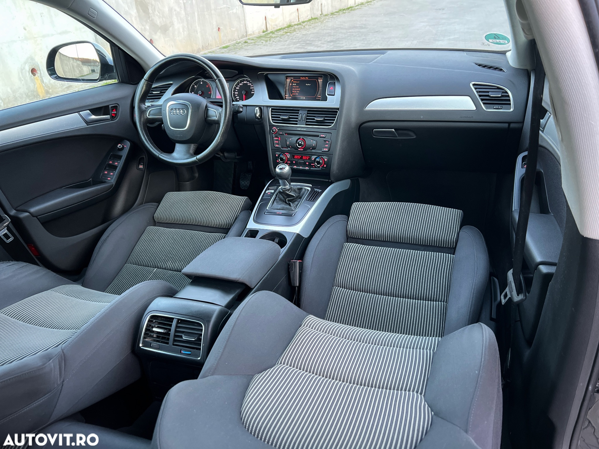 Audi A4 2.0 TDI B8 - 8