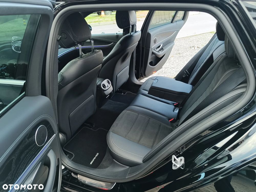 Mercedes-Benz Klasa E 220 d 4-Matic AMG - 14