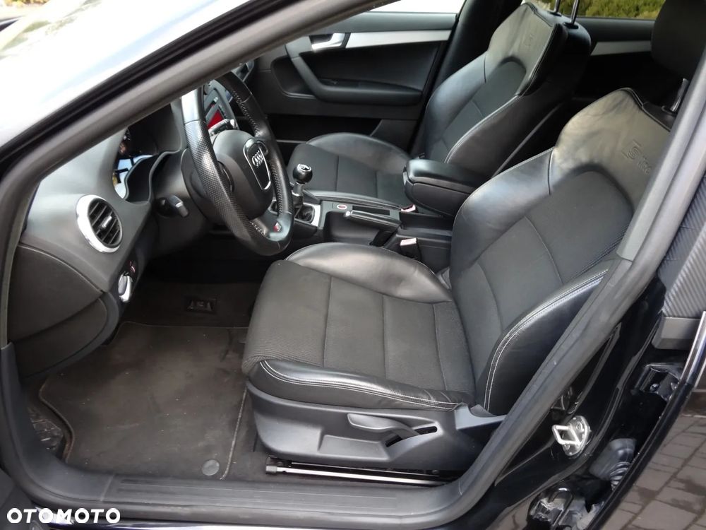 Audi A3 Sportback 2.0 TDI DPF S line Sportpaket - 19