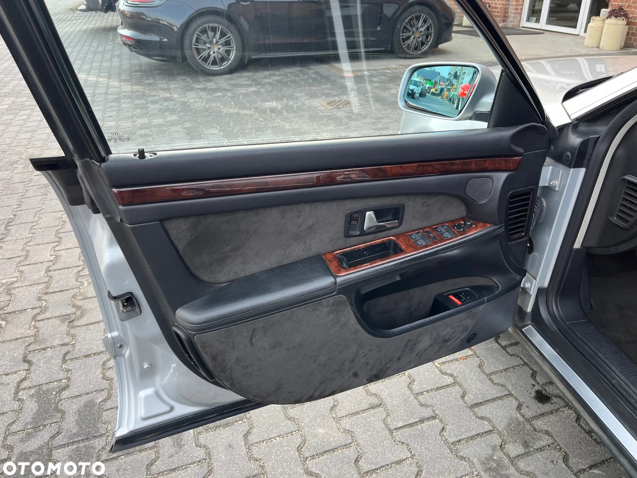 Audi A8 - 23
