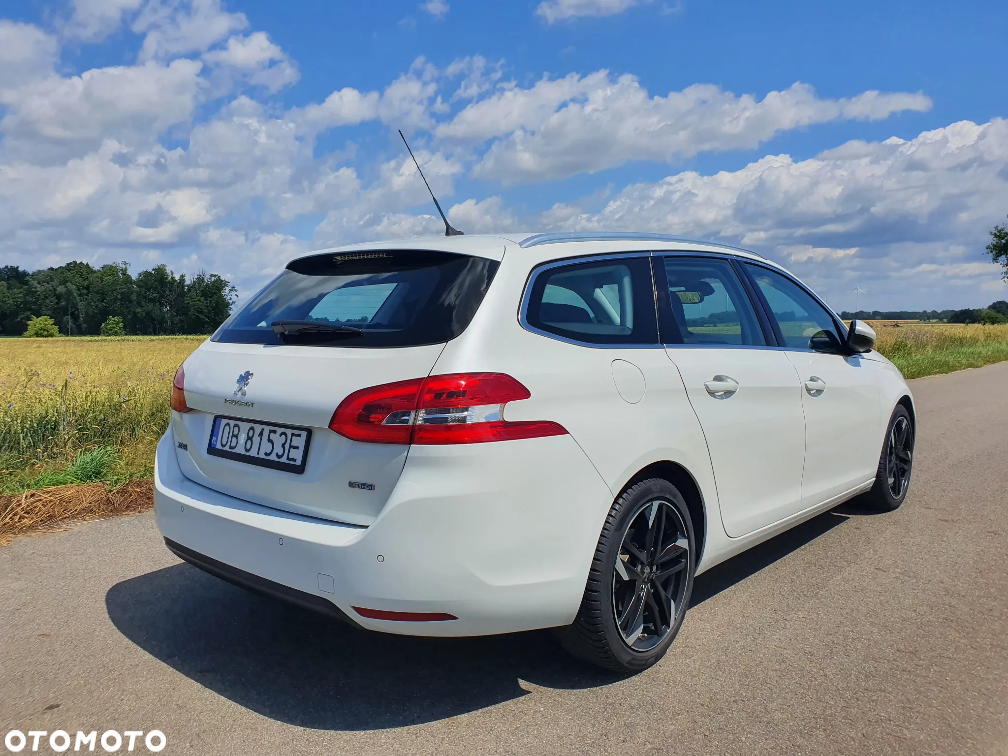 Peugeot 308 SW BlueHDi 150 EAT6 Stop & Start Allure - 8