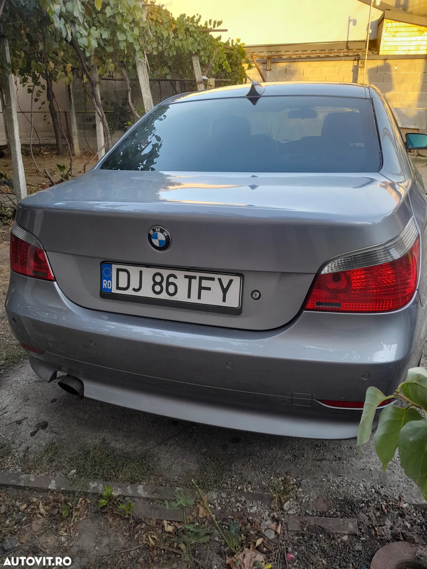 BMW Seria 5 520d Touring - 3