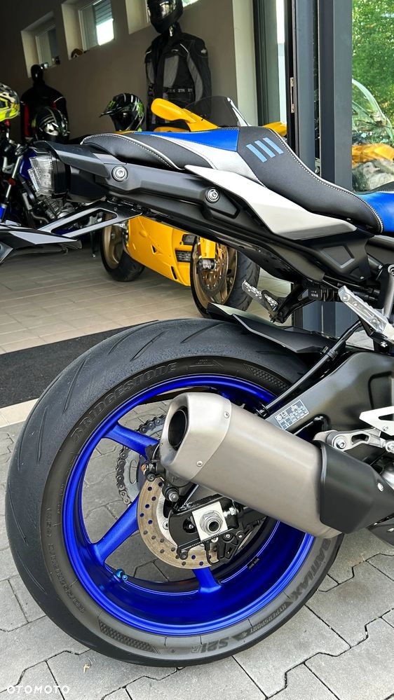 Yamaha MT - 9