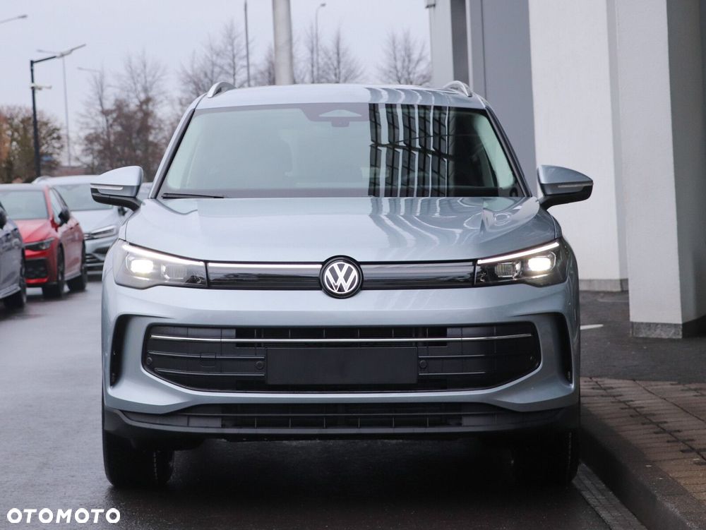 Volkswagen Tiguan - 8