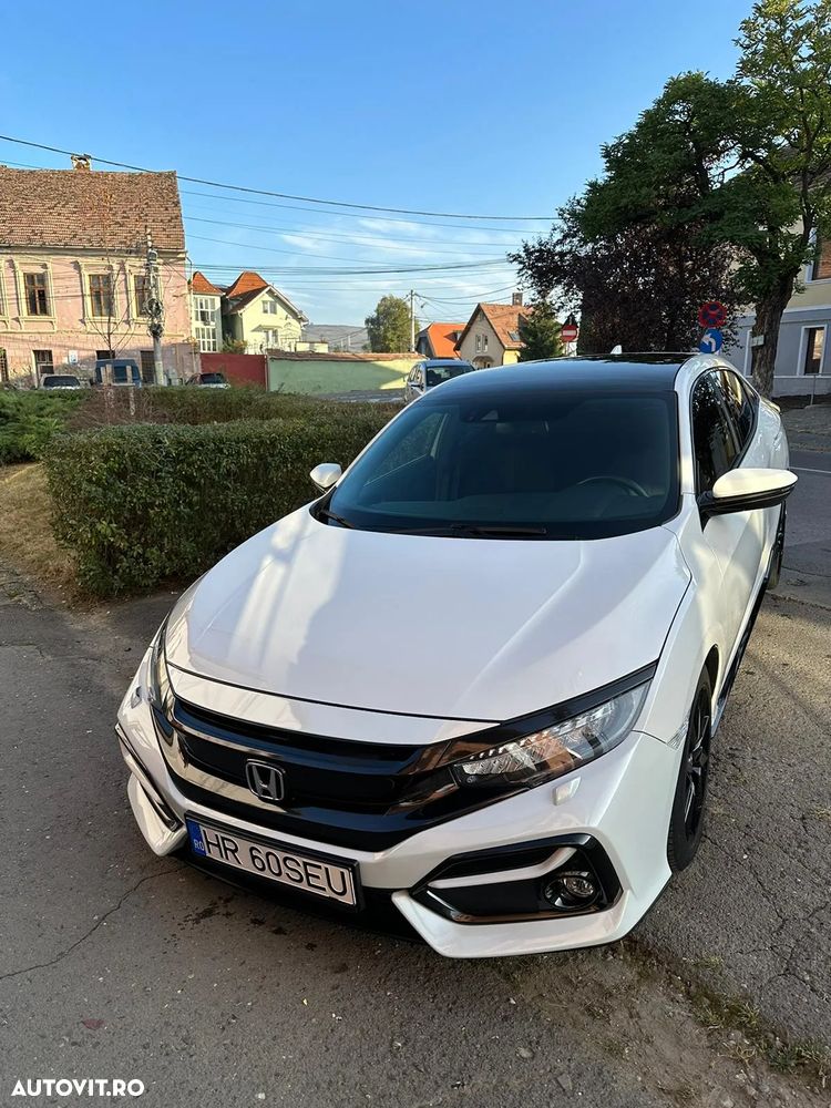 Honda Civic 1.5 VTEC Turbo CVT Sport Plus - 18